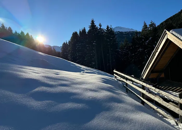 Berghuette In Tirol * Lager Walchen