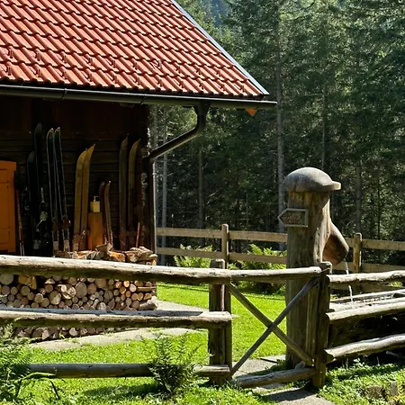 Berghuette In Tirol